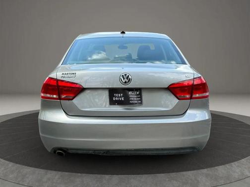 Silver 2013 Volkswagen Passat 2.5 SE