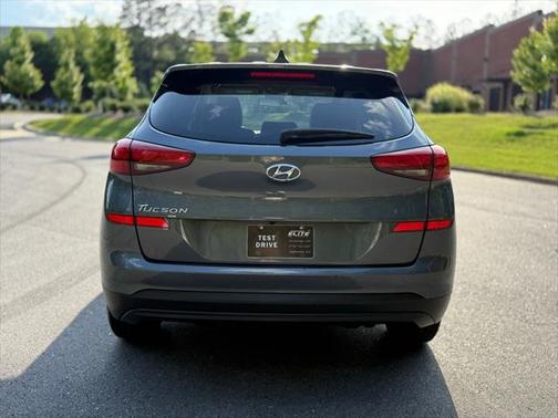 2019 Hyundai TUCSON SE