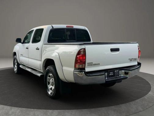 White 2007 Toyota Tacoma PreRunner Double Cab