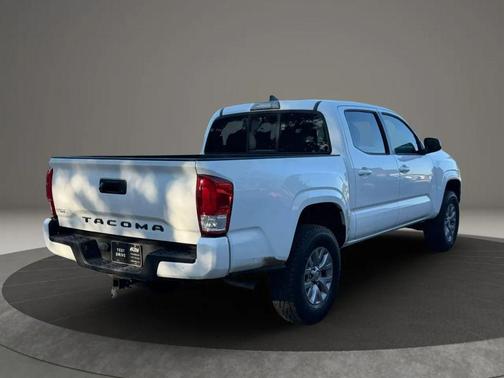 Super White 2017 Toyota Tacoma SR