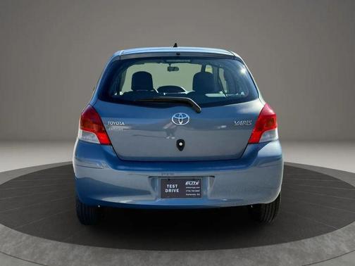 2009 Toyota Yaris S