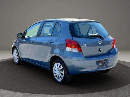 2009 Toyota Yaris S