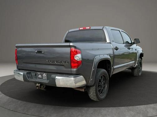 2017 Toyota Tundra SR5