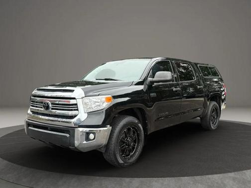 2017 Toyota Tundra SR5