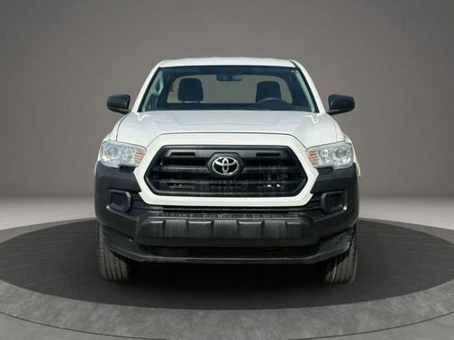 2017 Toyota Tacoma SR