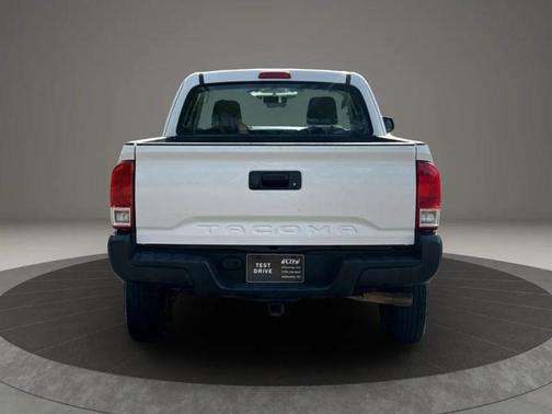 2017 Toyota Tacoma SR