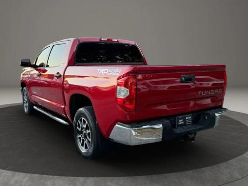 2017 Toyota Tundra SR5