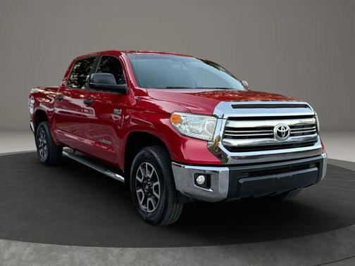 2017 Toyota Tundra SR5