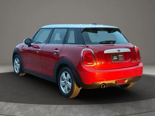 2015 MINI Hardtop Cooper