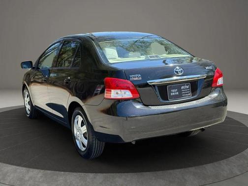 Black Sand Pearl 2011 Toyota Yaris Base