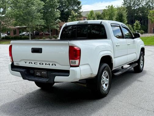 2017 Toyota Tacoma SR