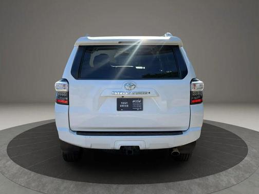 2014 Toyota 4Runner SR5 Sport Utility 4D