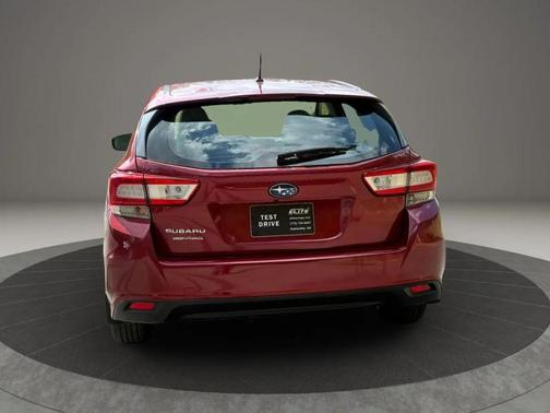 Crimson Red Pearl 2019 Subaru Impreza 2.0i