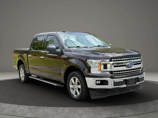 Magma Red Metallic 2018 Ford F-150 XLT
