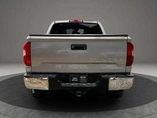 2018 Toyota Tundra SR5