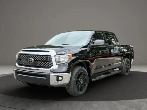 2018 Toyota Tundra SR5