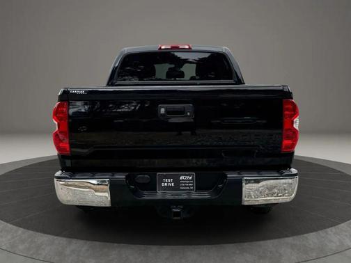 2018 Toyota Tundra SR5