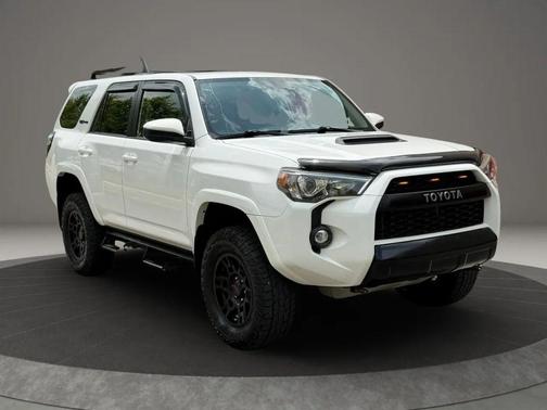 Super White 2019 Toyota 4Runner TRD Pro