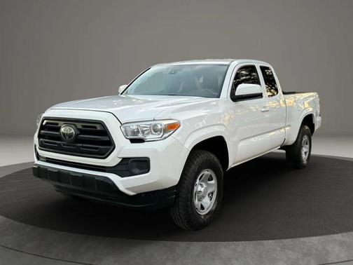 2019 Toyota Tacoma SR