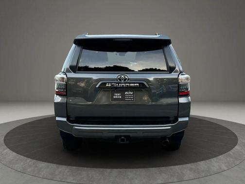 2023 Toyota 4Runner TRD Off Road