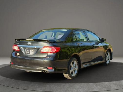 Black Sand Pearl 2011 Toyota Corolla S