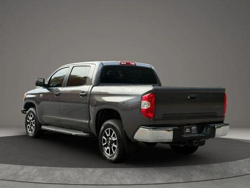 2018 Toyota Tundra SR5