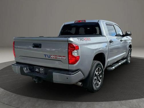 2018 Toyota Tundra SR5