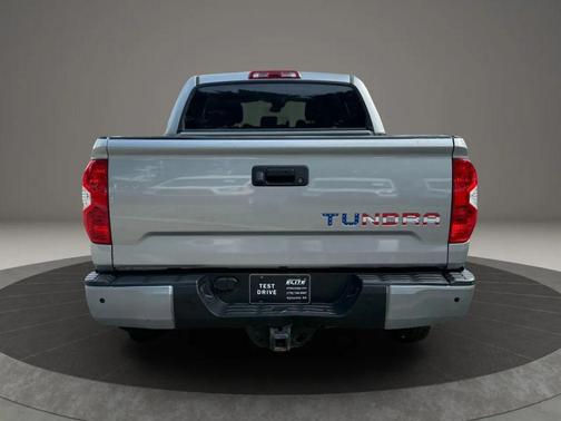 2018 Toyota Tundra SR5