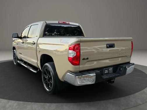 2019 Toyota Tundra SR5