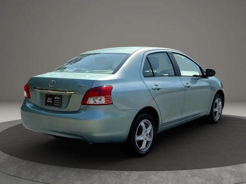 2008 Toyota Yaris S