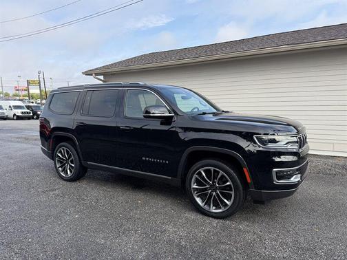 2022 Jeep Wagoneer Series III 4x4