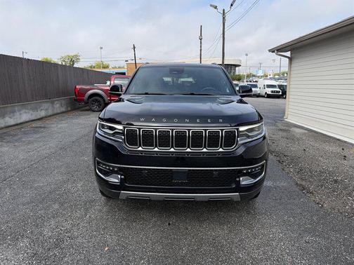 2022 Jeep Wagoneer Series III 4x4