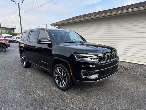 2022 Jeep Wagoneer Series III 4x4