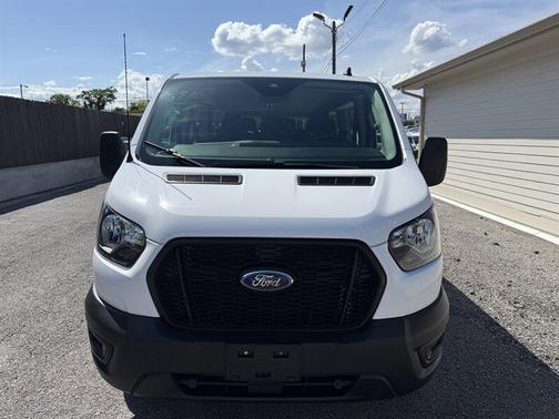 Oxford White 2021 Ford Transit-350 XL