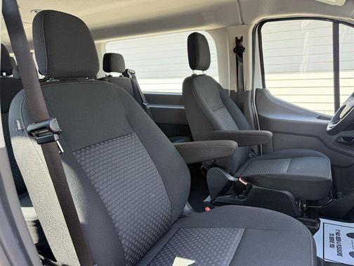 Oxford White 2021 Ford Transit-350 XL