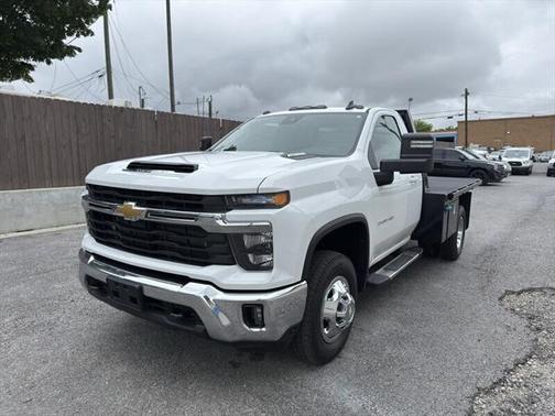 2024 Chevrolet Silverado 3500 LT