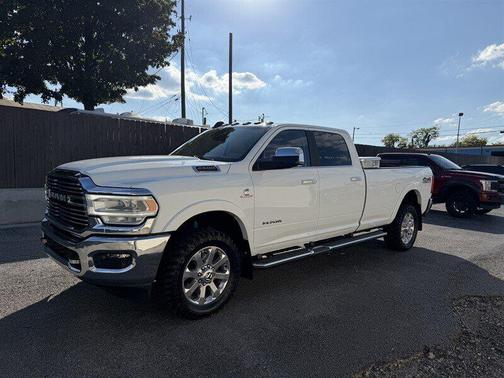 2022 RAM 2500 Laramie Crew Cab 4x4 8' Box