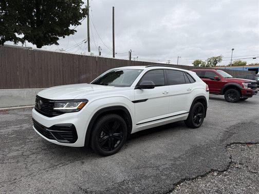2023 Volkswagen Atlas Cross Sport 3.6L V6 SEL R-Line