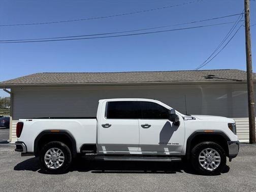 2021 GMC Sierra 2500 SLT