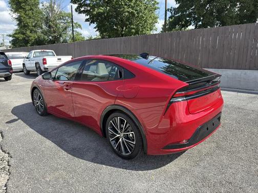 2023 Toyota Prius XLE