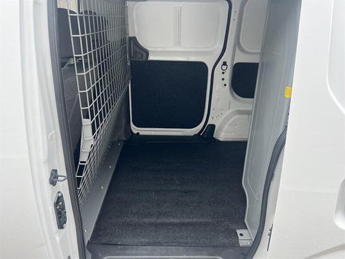 2020 Nissan NV200 SV