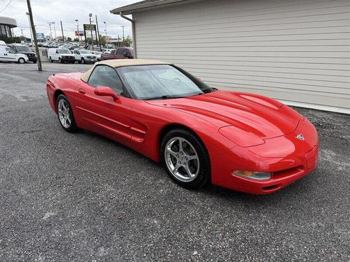 2003 Chevrolet Corvette Base