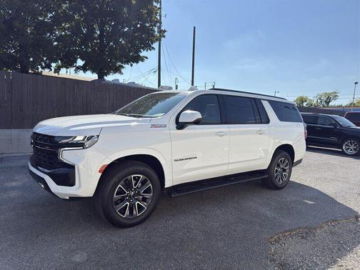 2023 Chevrolet Suburban 4WD Z71