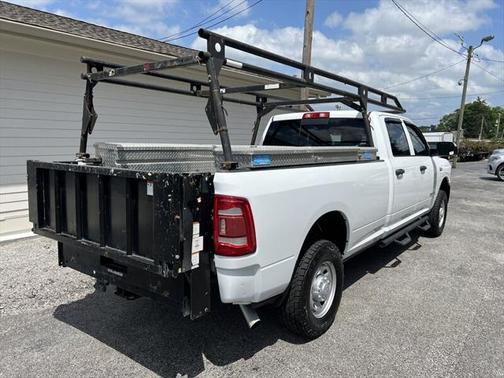 2020 RAM 2500 Tradesman Crew Cab 4X4 8' Box