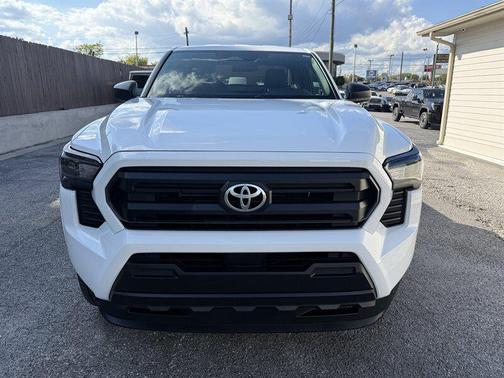 2024 Toyota Tacoma SR