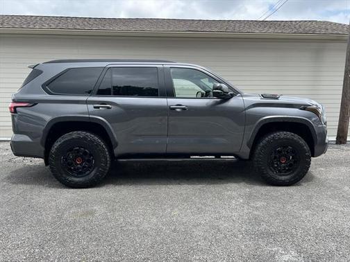 2024 Toyota Sequoia Base