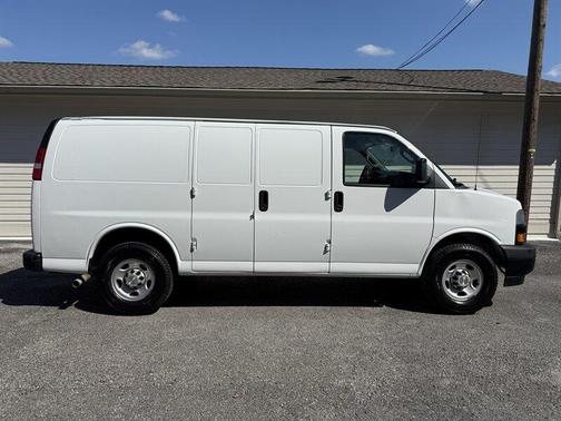 2020 Chevrolet Express 2500 RWD 2500 Regular Wheelbase WT
