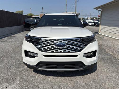 2022 Ford Explorer Platinum