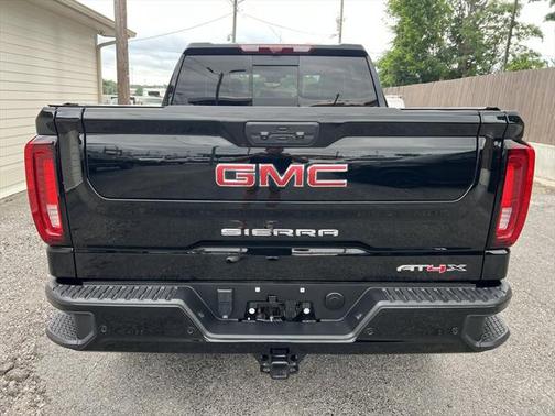 2023 GMC Sierra 1500 AT4X