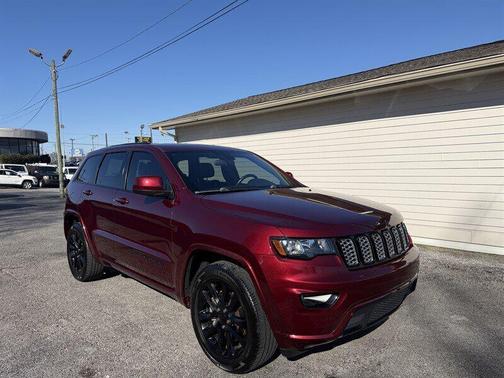 2021 Jeep Grand Cherokee Laredo